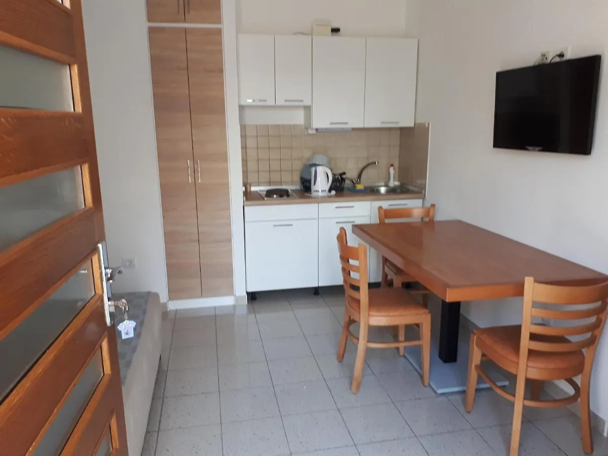 Apartments Maricic Zaton
